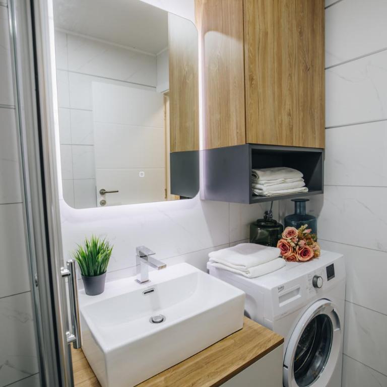 LUST PREMIUM Apartments II - Two-Bedroom Apartment - 8