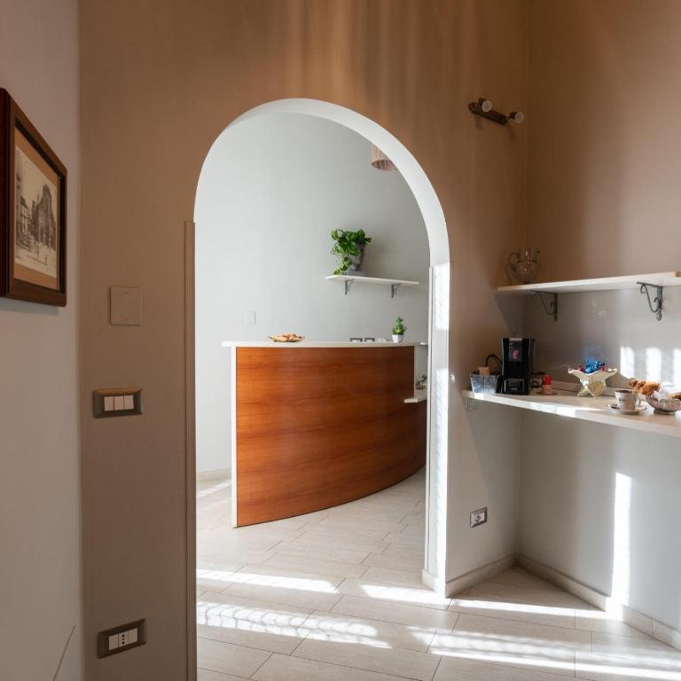 CONTE CAVOUR - Triple Room with Private Bathroom - 16