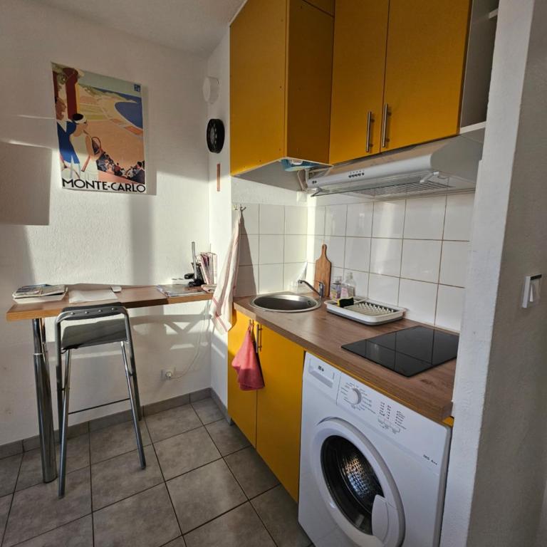 Studio Sanary-sur-Mer proche gare - Apartment mit 2 Schlafzimmern - 13