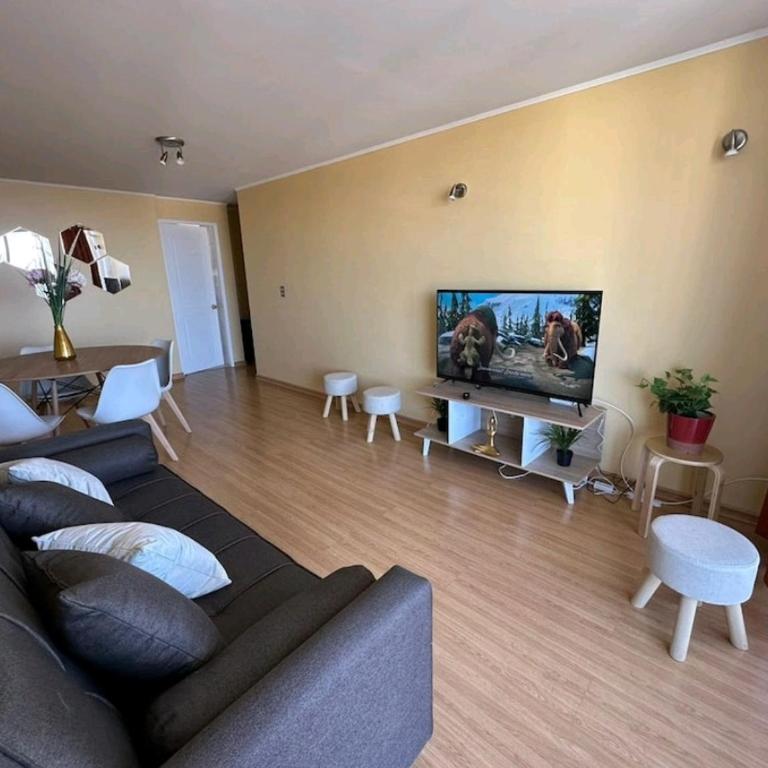 Departamento con vista al mar - Three-Bedroom Apartment - 4