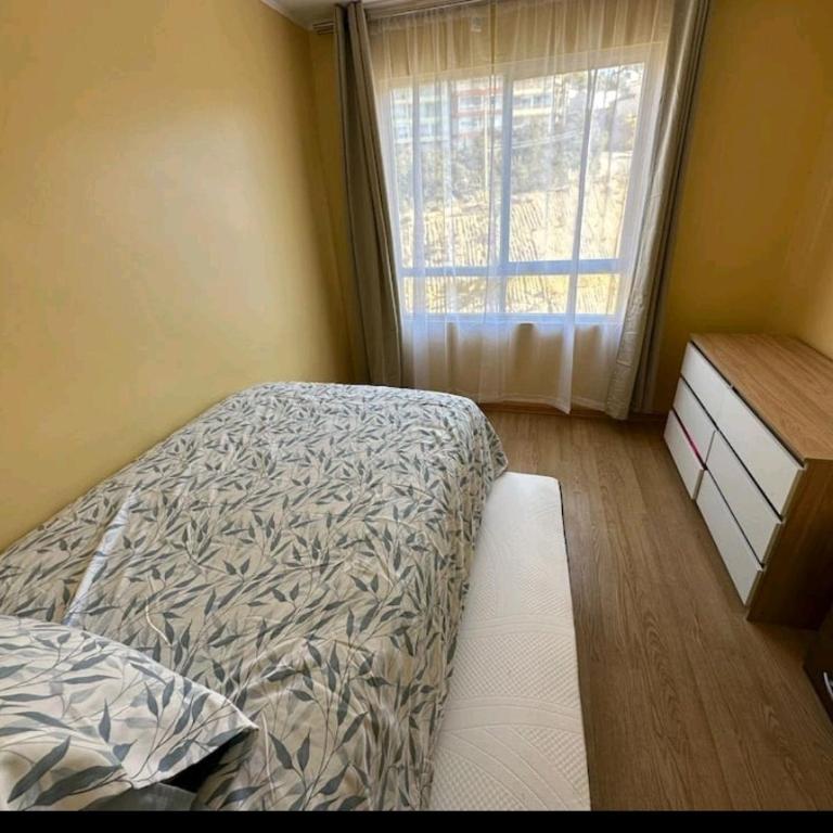 Departamento con vista al mar - Three-Bedroom Apartment - 12