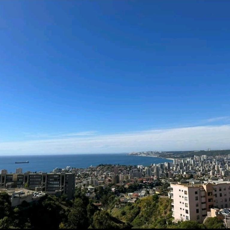 Departamento con vista al mar - Three-Bedroom Apartment - 19