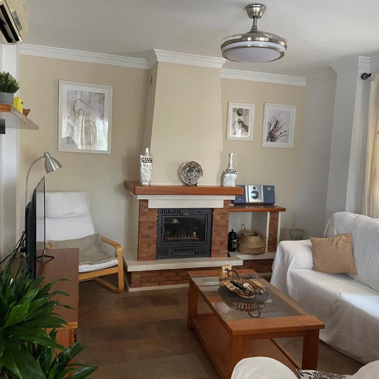 Villa Casa Rosi, vistas al mar, piscina privada y AA - Casa de 3 dormitorios - 29
