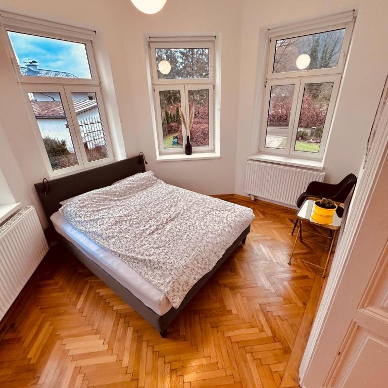 Villa Traun - Ferienwohnung mit Balkon (Top3) - 9