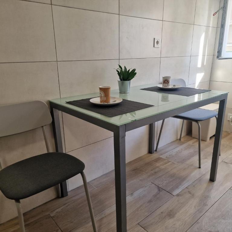 PASARELA ALMOZARA HOME & Parking gratis - Apartment - 10