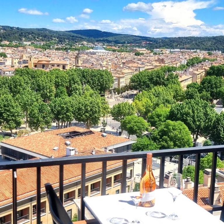 Aix Rooftop Appartement T2 Luxe 5 étoiles - hypercentre Rotonde - Terrasse - Vue - Parking - Apartment mit 1 Schlafzimmer - 6