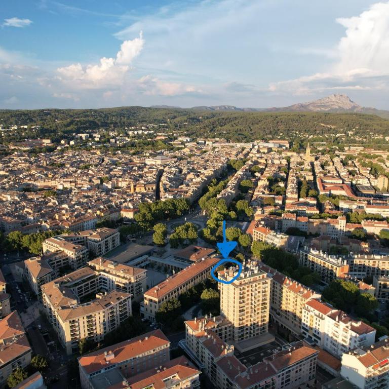 Aix Rooftop Appartement T2 Luxe 5 étoiles - hypercentre Rotonde - Terrasse - Vue - Parking - Apartment mit 1 Schlafzimmer - 22