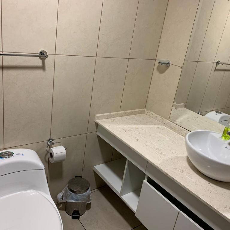 Ecusuites Jacuzzi Bellini Hidromasaje Privado - Apartamento de 1 dormitorio - 12