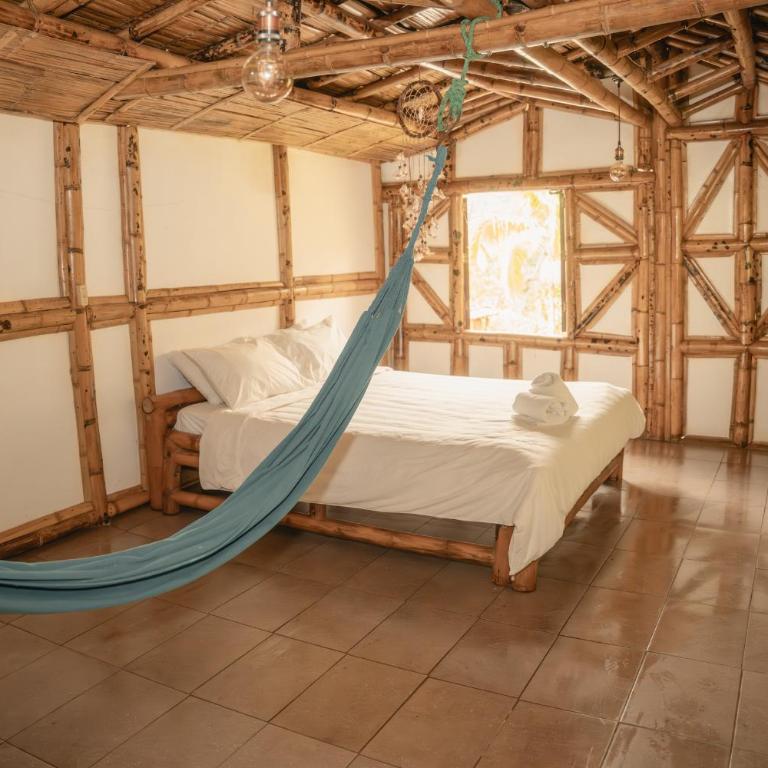 Ecohotel Tierra de Agua - Habitación Doble con baño - 2 camas - 3
