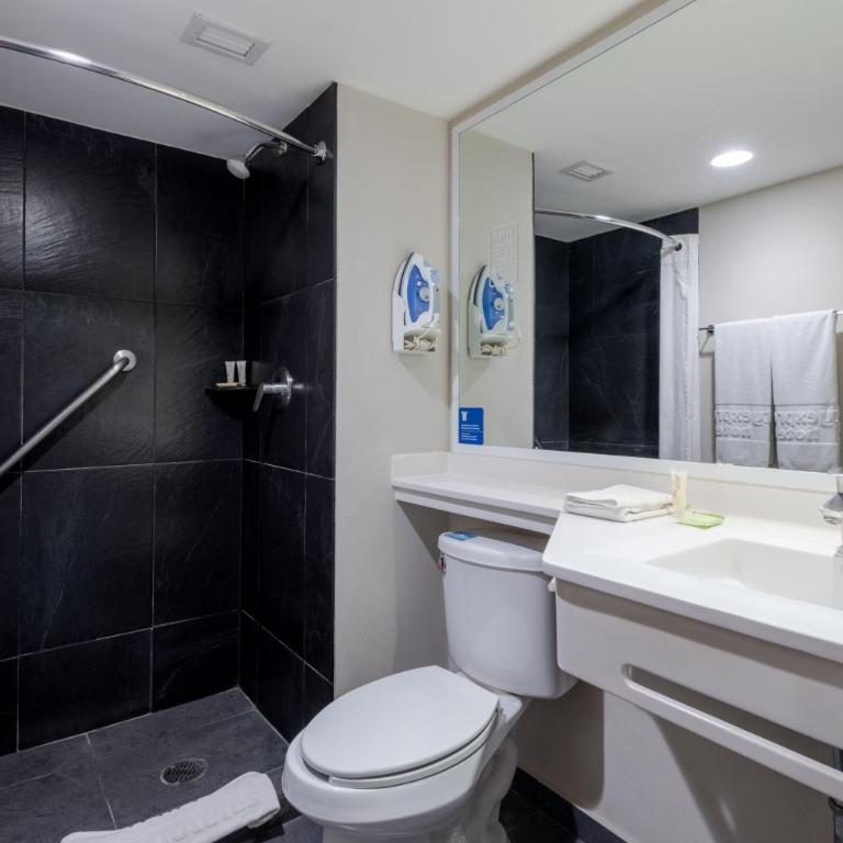 City Express by Marriott Guadalajara Aeropuerto - Queen Room - 6