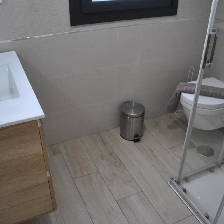 PANORAMISCH modern vakantiehuis in Finestrat bij Benidorm met 3 slaapkamers, gelegen op de 1ste lijn met privézwembad en omheinde privétuin, zicht op zee, de bergen met 'Kilómetro Vertical del Puig Campana' en op de skyline van Benidorm City en Finestrat - Casa de 3 dormitorios - 21
