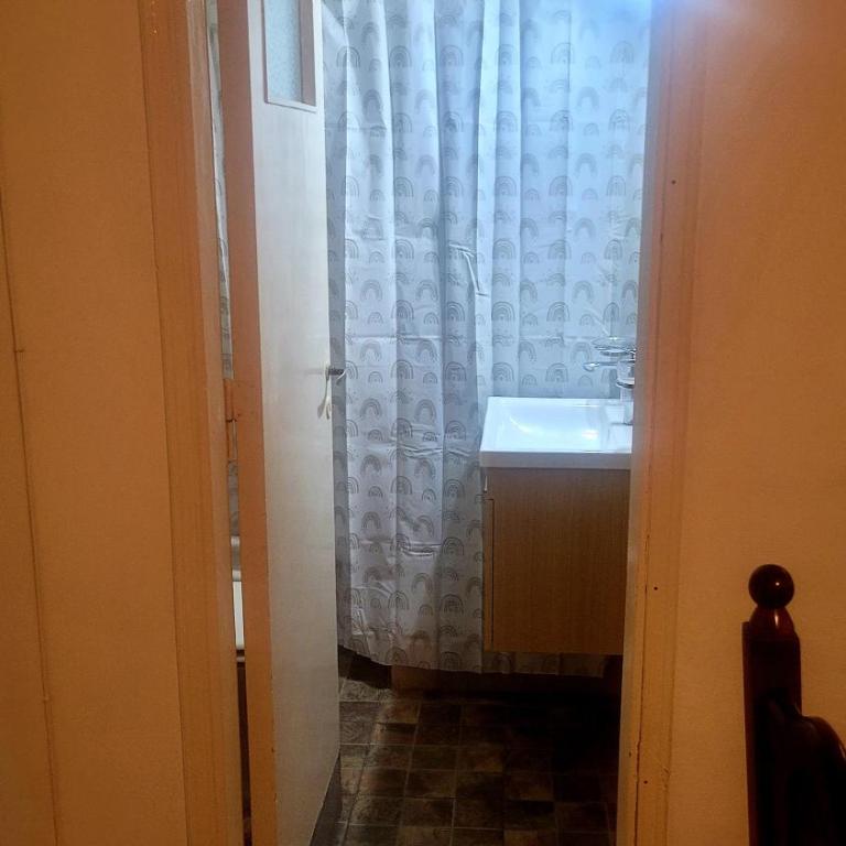 Departamento - Monoambiente - Frente al Shopping Paseo Aldrey - SE RESERVA CON SEÑA - One-Bedroom Apartment - 10