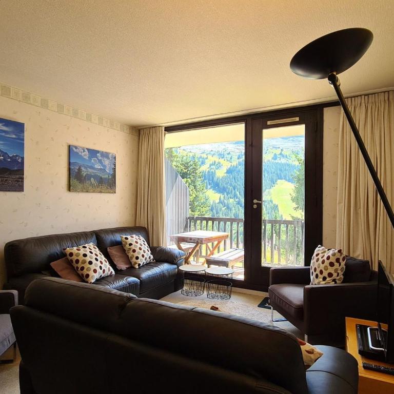 Appartement spacieux au pied des pistes avec balcon et WIFI - FR-1-425-212 - Appartement - 2
