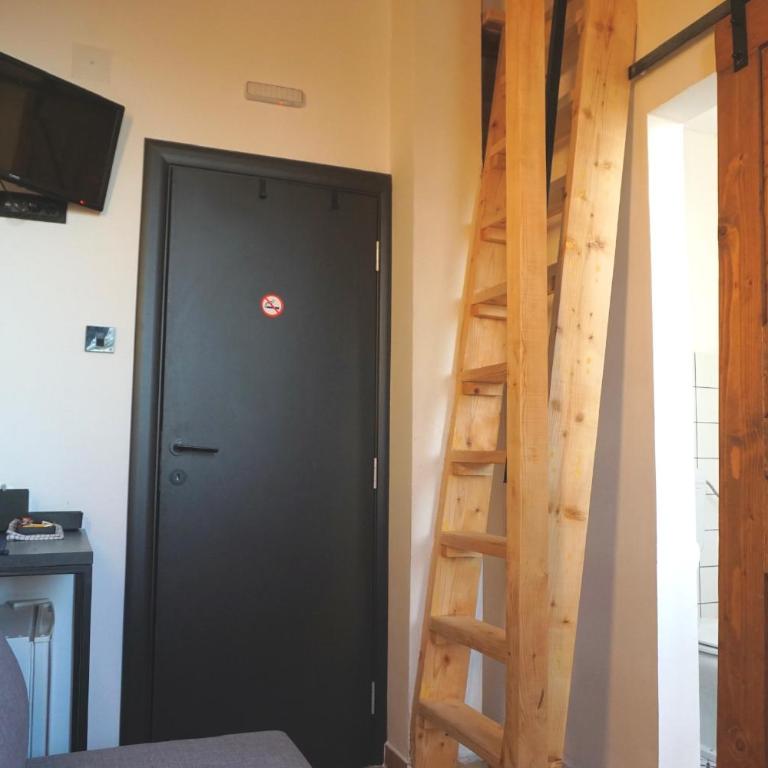 Montana - Budget Double Room - 16