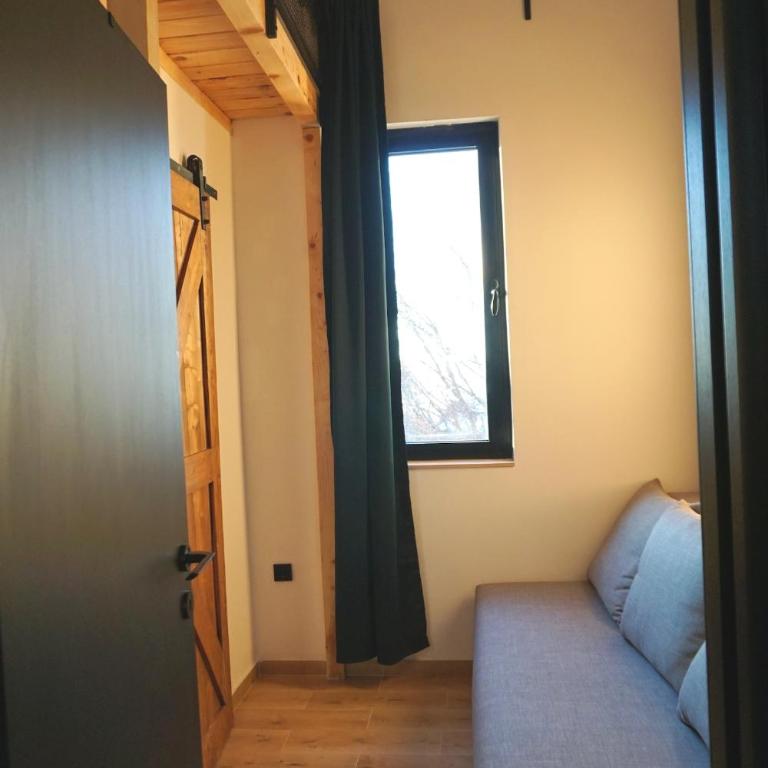 Montana - Budget Double Room - 11