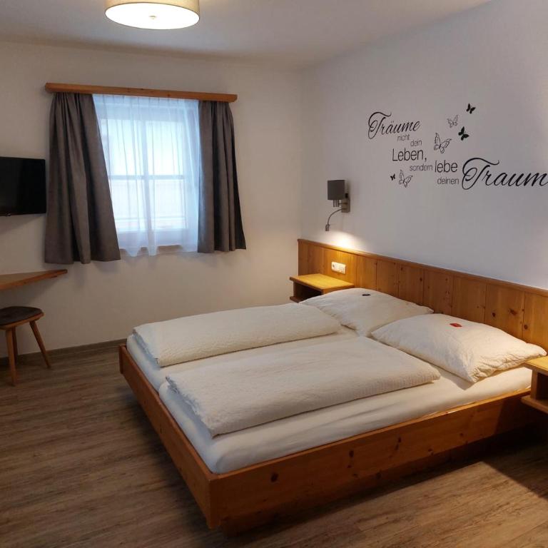 Haus Lenz - Großes Apartment mit 2 Schlafzimmern und einem Balkon - 3