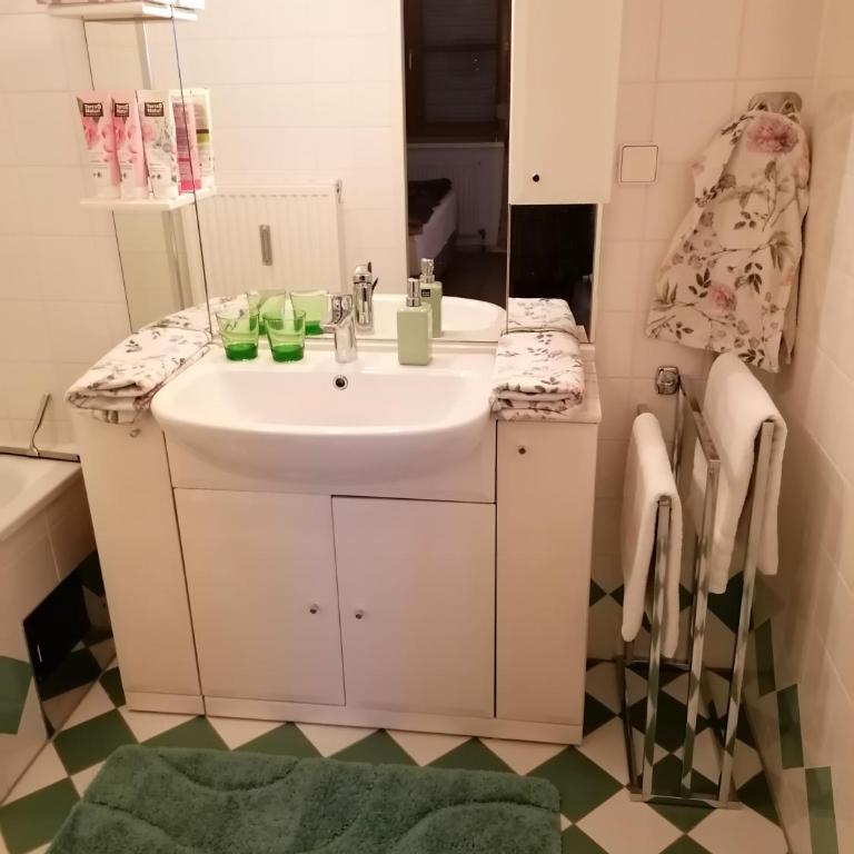 Summer Wine romantisches, fahrradfreundliches Weinbergidyll mit Traumausblick gleich neben Buschenschank! - Apartment mit 1 Schlafzimmer - 23