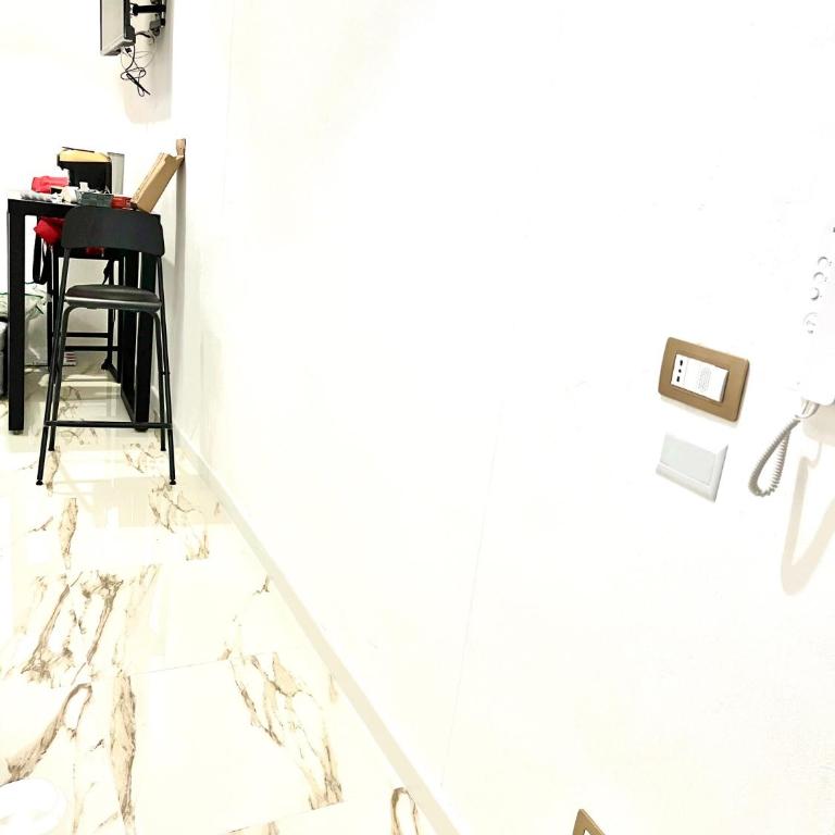 MADA'S APARTMENT COMFORT - One-Bedroom House - 23