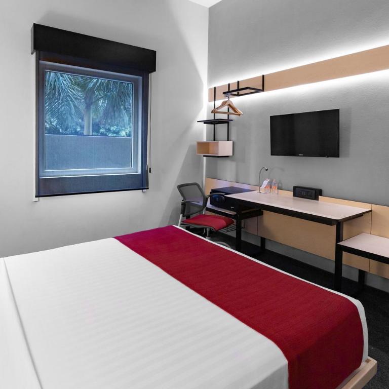City Express Plus by Marriott Guadalajara Expo - Queen Room - 2