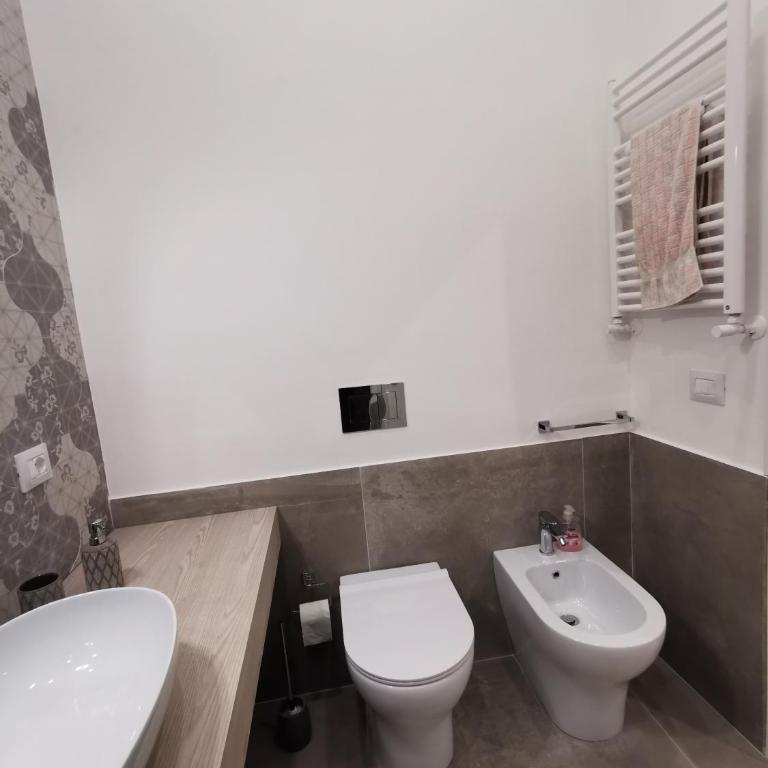 Casarino House Luxury Apartment - Appartamento con 2 Camere da Letto - 42