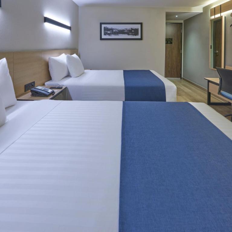 City Express by Marriott Cancun Aeropuerto - Double Room with Two Double Beds - 1