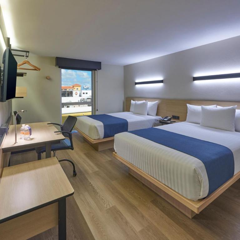 City Express by Marriott Cancun Aeropuerto - Double Room with Two Double Beds - 2