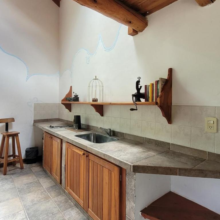 Chacra Esaki - Casa de 4 dormitorios - 33