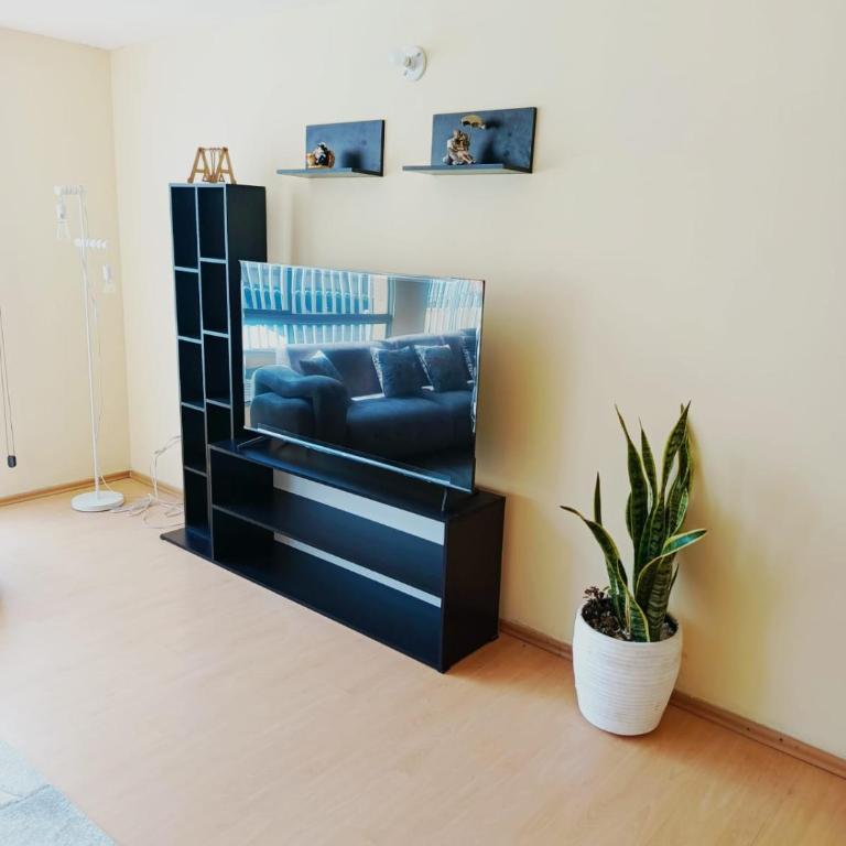 Departamento completo cerca de Embajada Americana - Three-Bedroom Apartment - 17