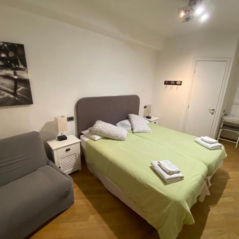 B&B and Home La Piazzetta della Pioggia - Camera Doppia con Letti Singoli - 10