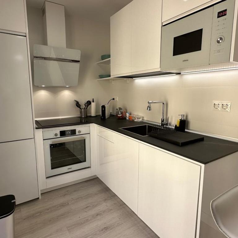 Ático en el centro de Granada - Two-Bedroom Apartment - 14