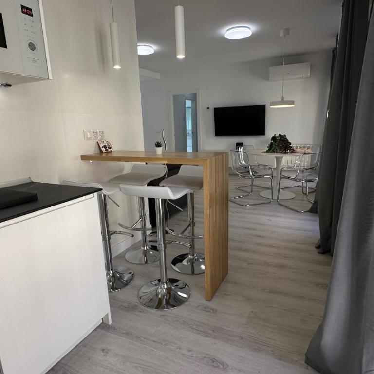 Ático en el centro de Granada - Two-Bedroom Apartment - 10