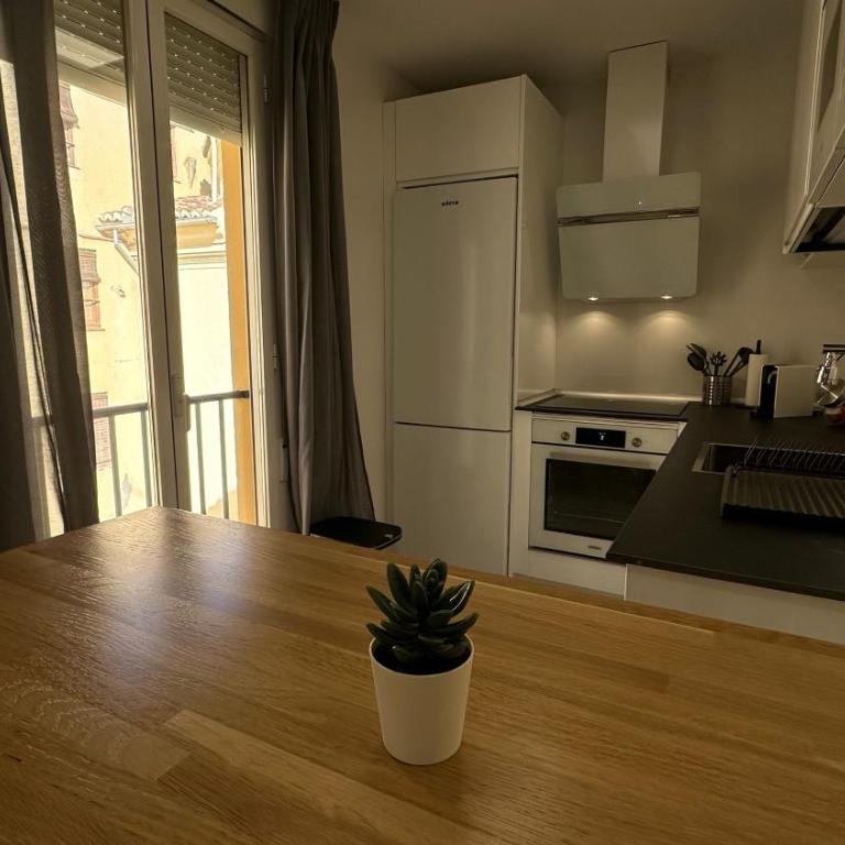 Ático en el centro de Granada - Two-Bedroom Apartment - 15