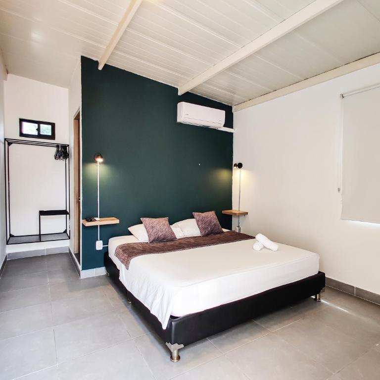 Zamia Hostel - Habitación Doble con baño privado - 3
