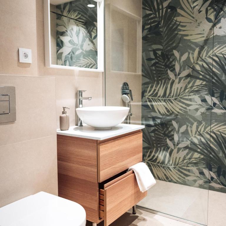 CIRCLE OF 2 - Deluks Soba sa Bračnim Krevetom (King-size) - 14