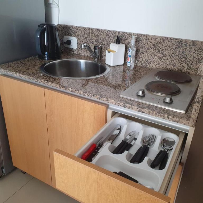 Estudio muy luminoso c/ balcón zona Congreso. - Apartamento de 1 dormitorio - 35