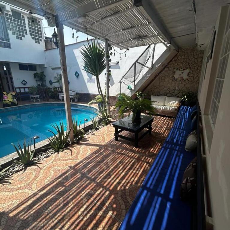 Playa Arica Backpackers - Double Room with Pool View - 10