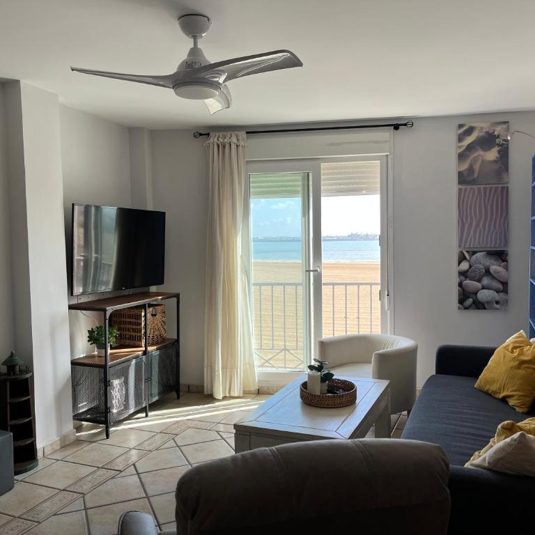 Apartamento con vistas al mar - Apartamento de 2 dormitorios - 11