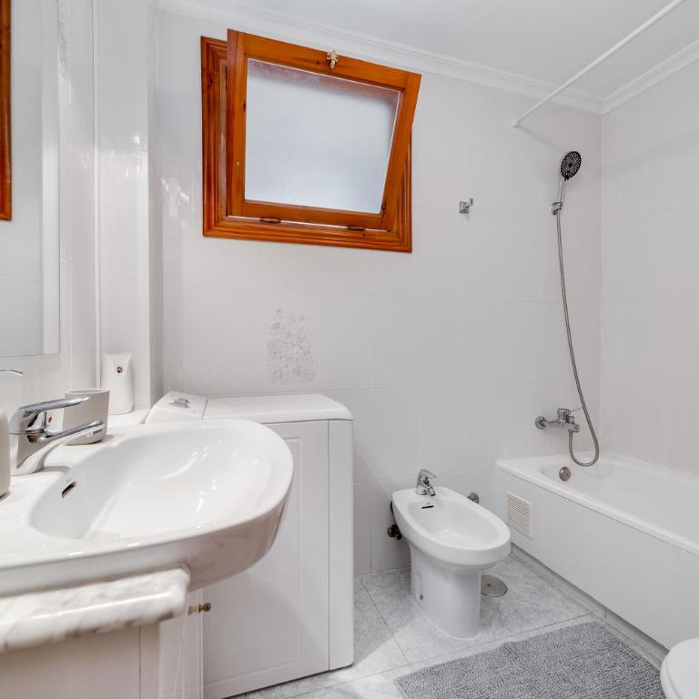 Lovely Apartment Near The Sea - One-Bedroom Apartment - 11