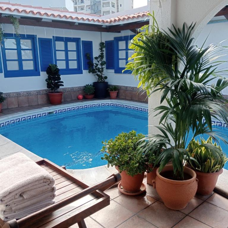Beautiful Holiday Villa with heated private pool, Los Cristianos - Casa de 3 dormitorios - 1