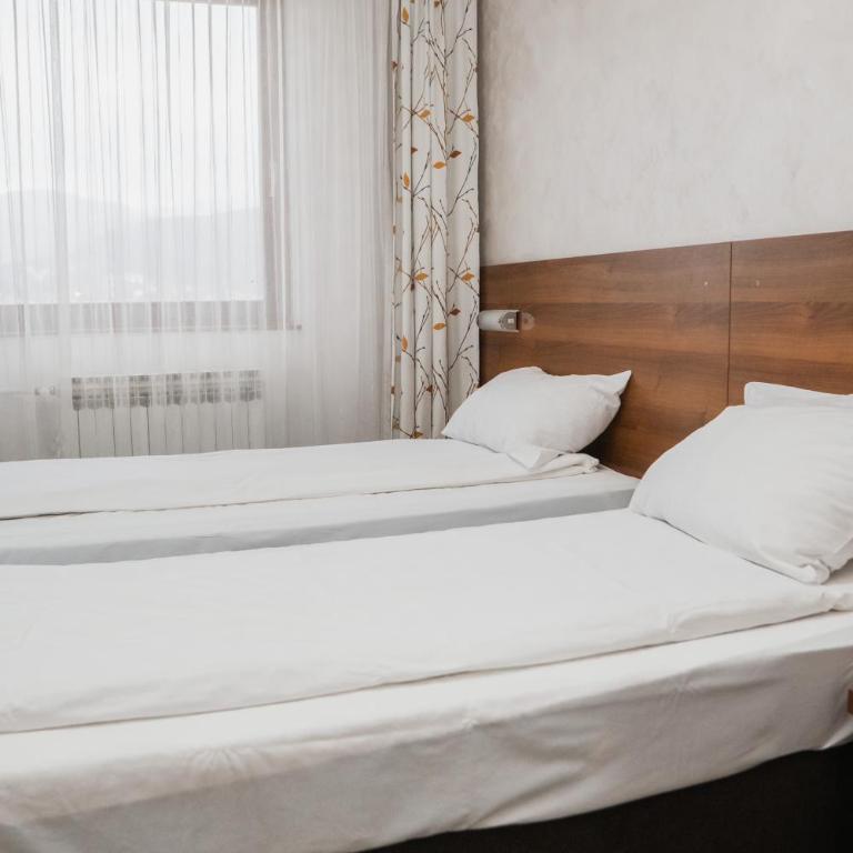 Hotel Damis - Twin Room - 14