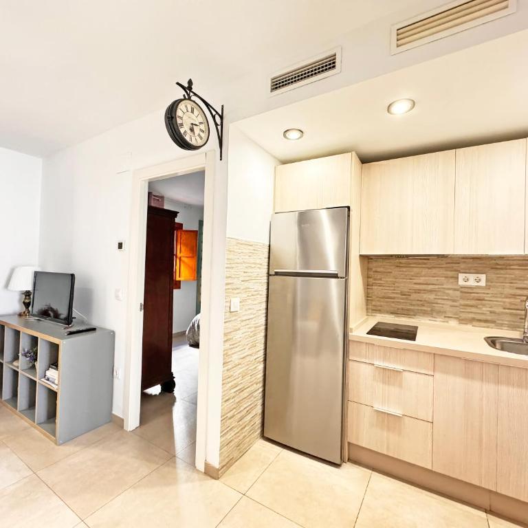Triana Home Luxury - One-Bedroom Apartment - 6