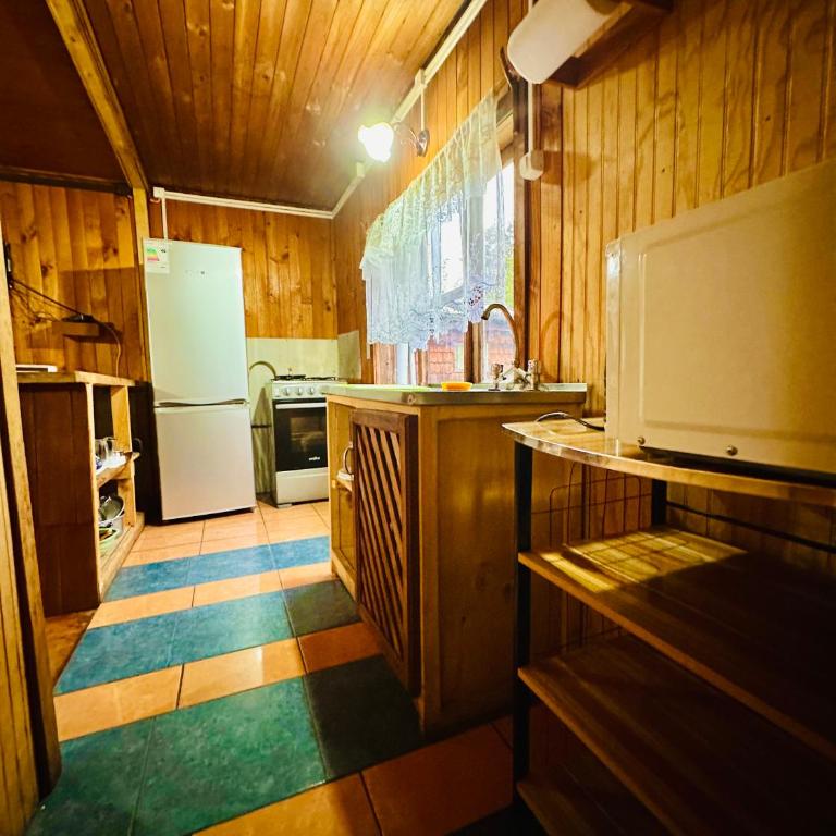 EL TEJUELERO Centro de Hornopirén y a Pocos Pasos de la Plaza - Two-Bedroom House - 10