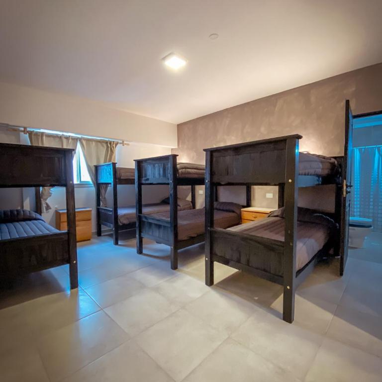 Las Golondrinas - Cama individual en dormitorio mixto - 1