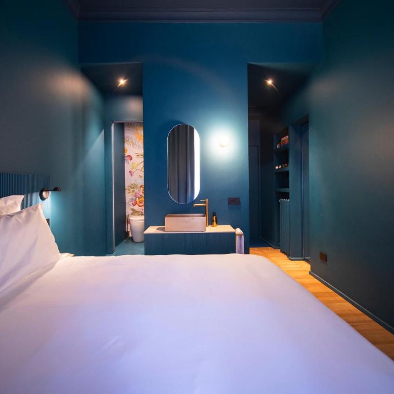 Fontana 16 Rooms - Deluxe Double Room with Balcony - 4