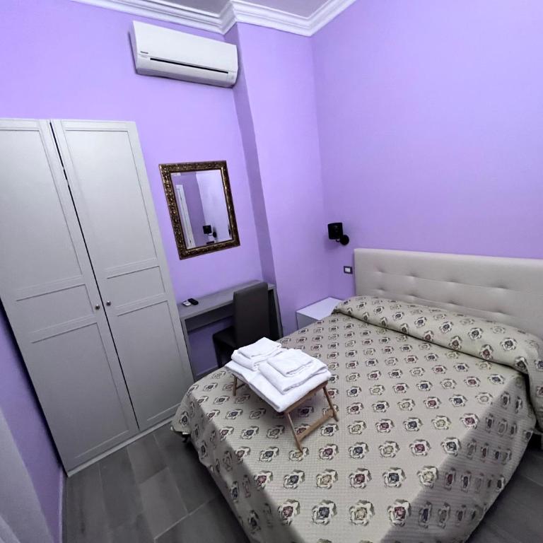 Guest House Biondi Cavour - Camera Familiare con Bagno Privato - 7
