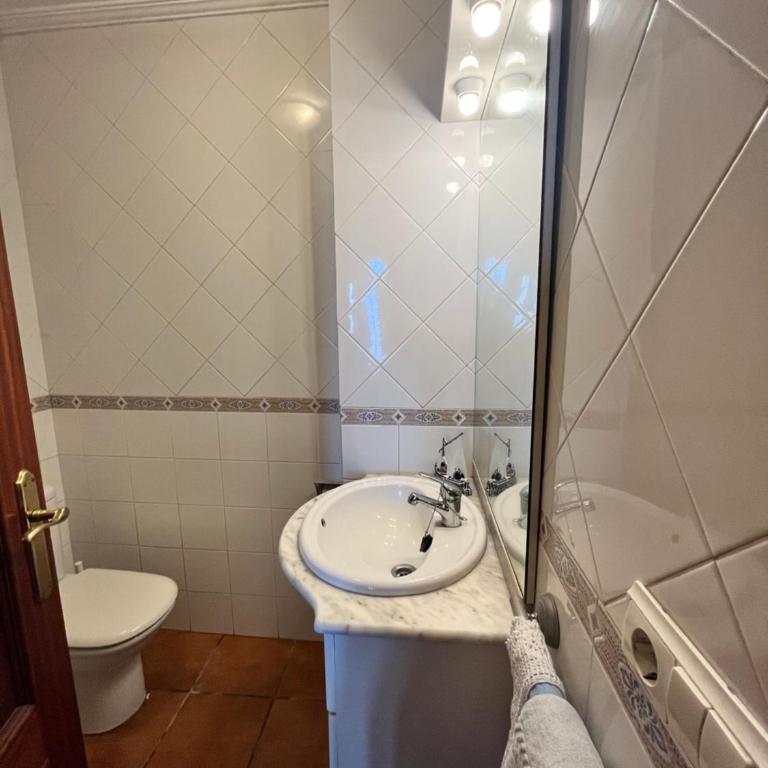 Casa playa Carril - Four-Bedroom House - 7