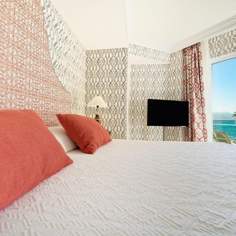 Bull Reina Isabel & Spa - Suite con vistas al mar y acceso gratuito al spa - 2
