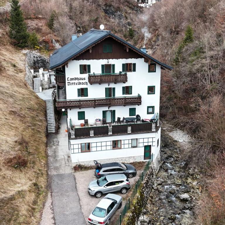 FarawayHomes Studio St Wolfgang #9 - One-Bedroom Apartment - 10