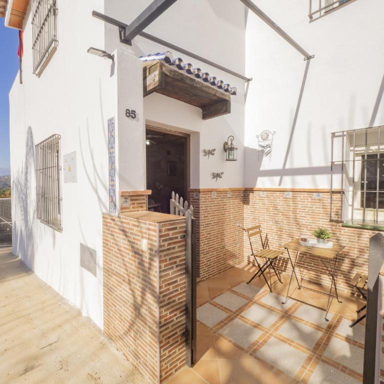 Cubo's Casa La Bravo BBQ Roof Terrace - Vacation Home - 8