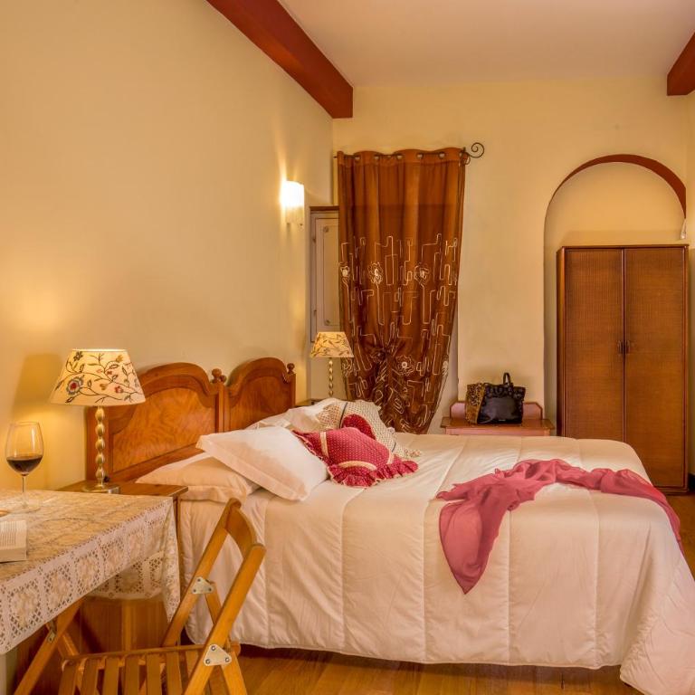 Bollo Apartments - Double or Twin Room - 10